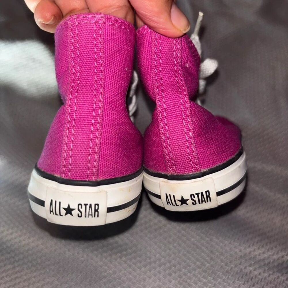 Magenta toddler girl Converse All Star high top sneakers - Picture 5 of 7